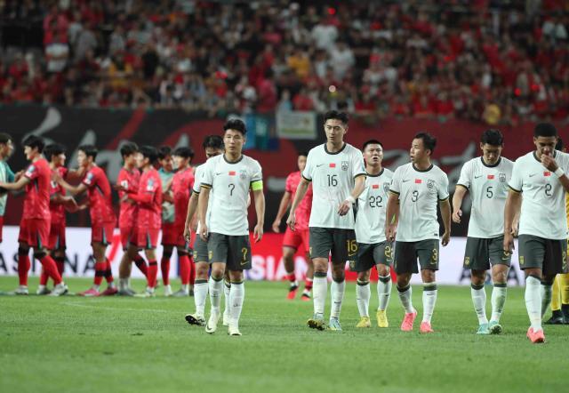 开云官网-马德兴：国足没奇迹中国有奇迹 该放权伊万换血了